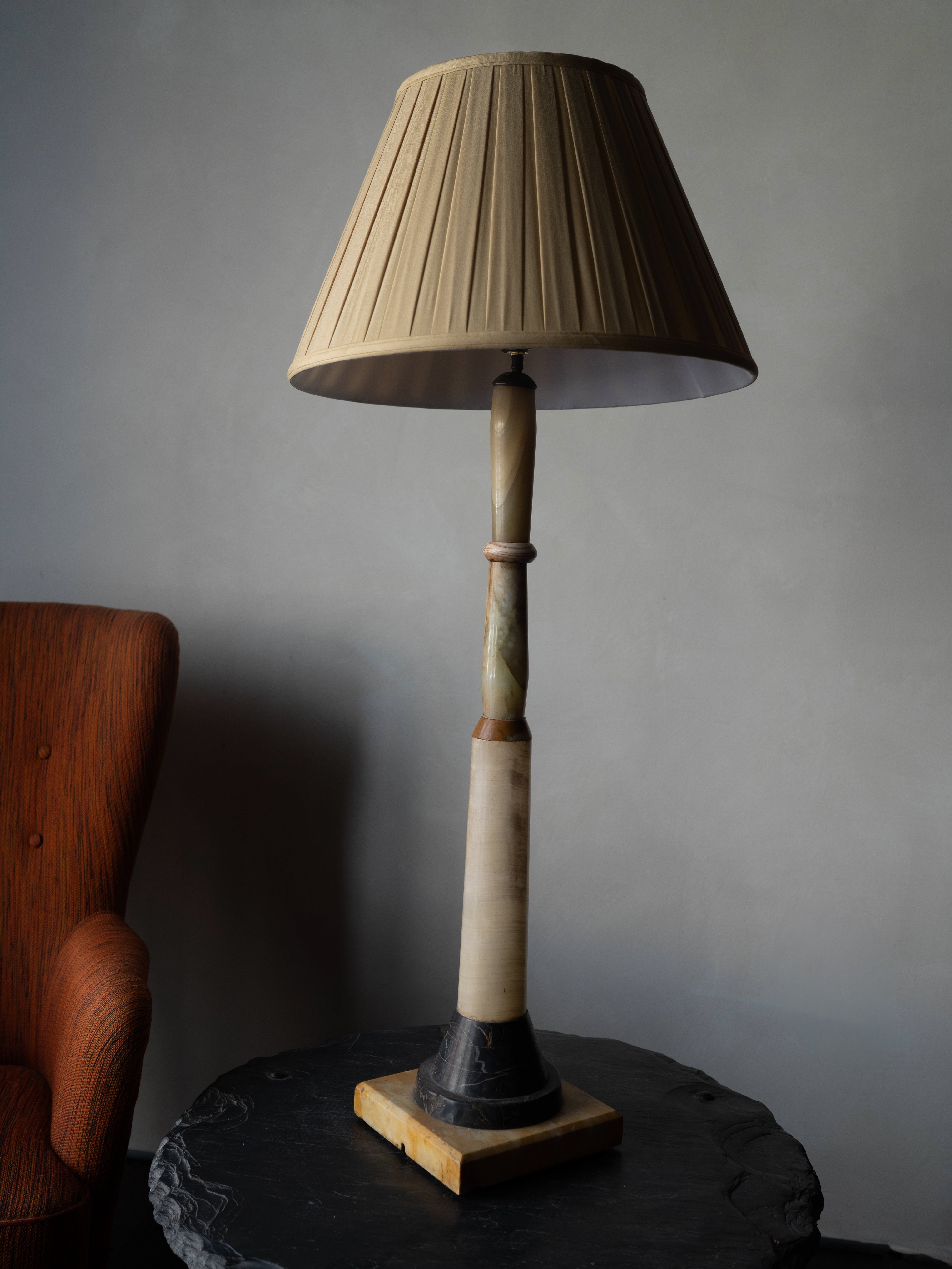Vintage Marble Table Lamp