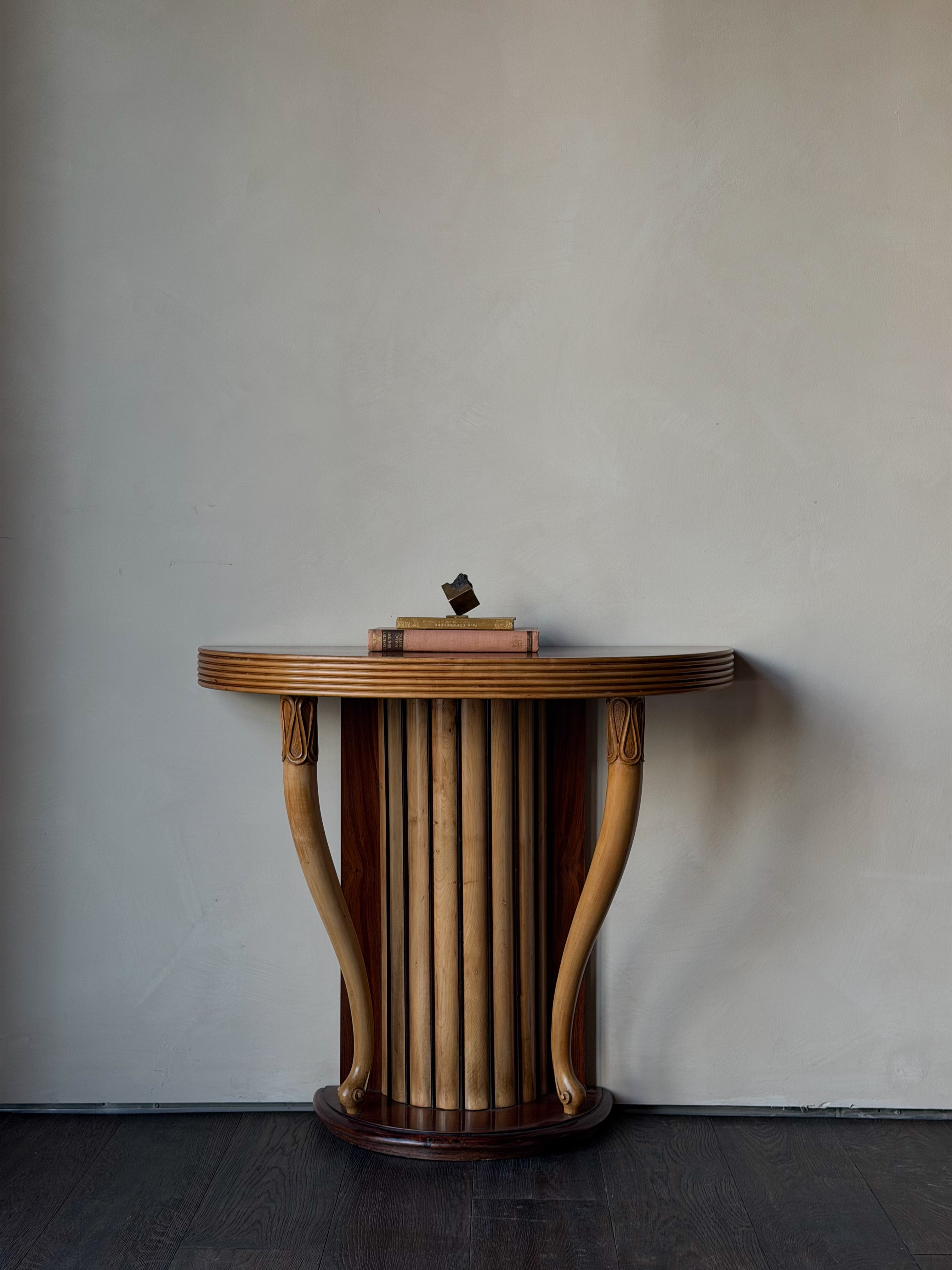 Osvaldo Borsani Walnut Console