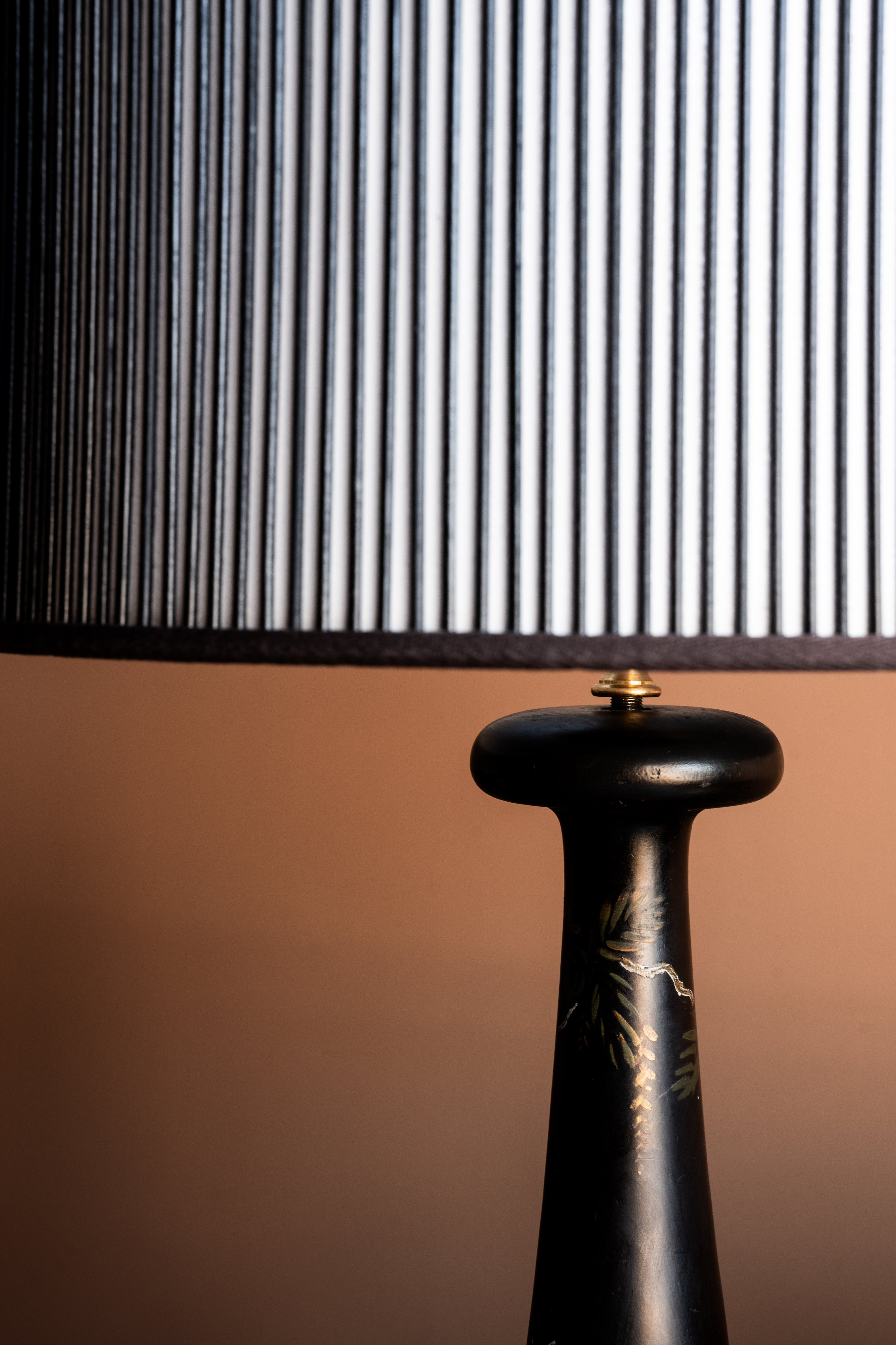 Vintage Chinoiserie Table Lamp