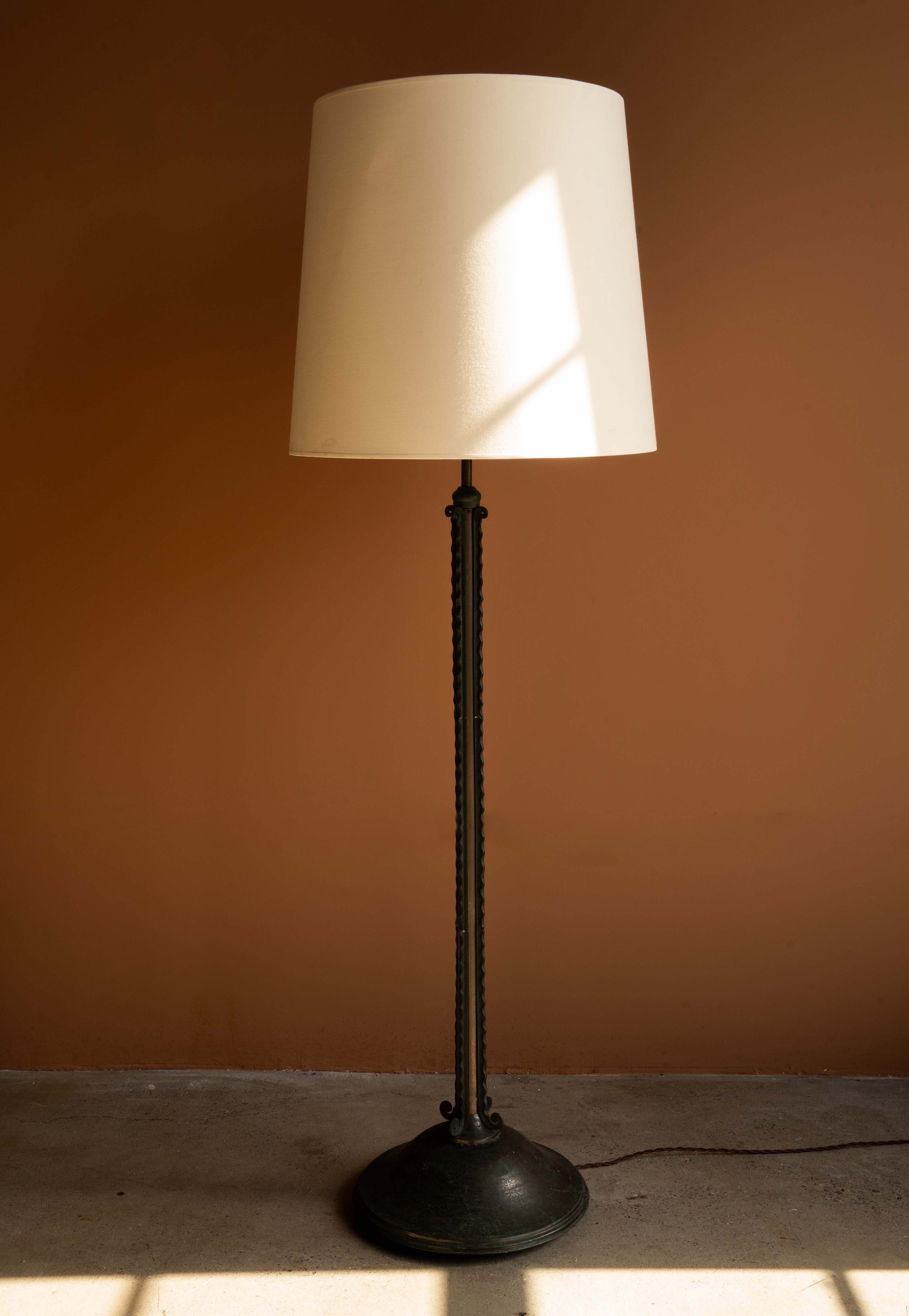 French Art Deco Iron Floor Lamp by Ateliers Etlin, Paris