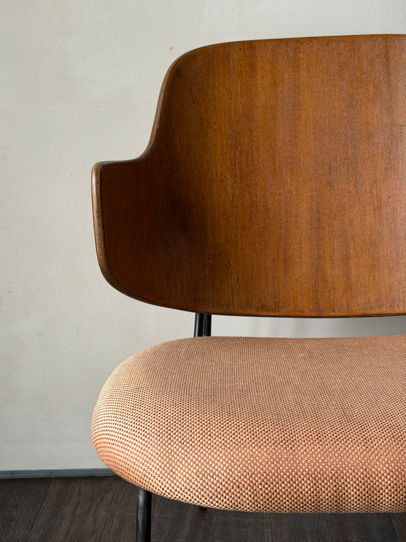 Ib Kofod-Larsen Penguin Chair