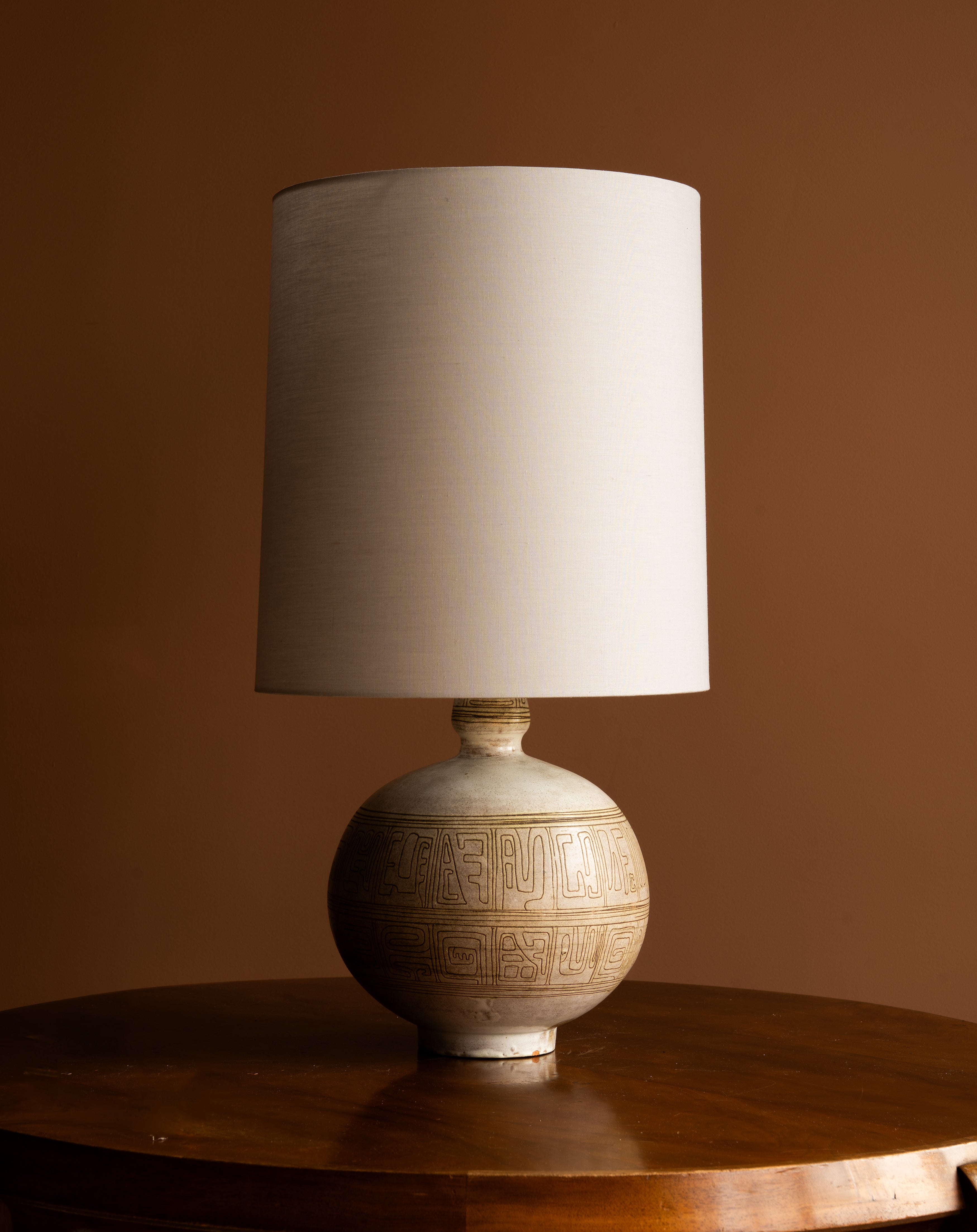 Cream Ceramic Etched Lamp