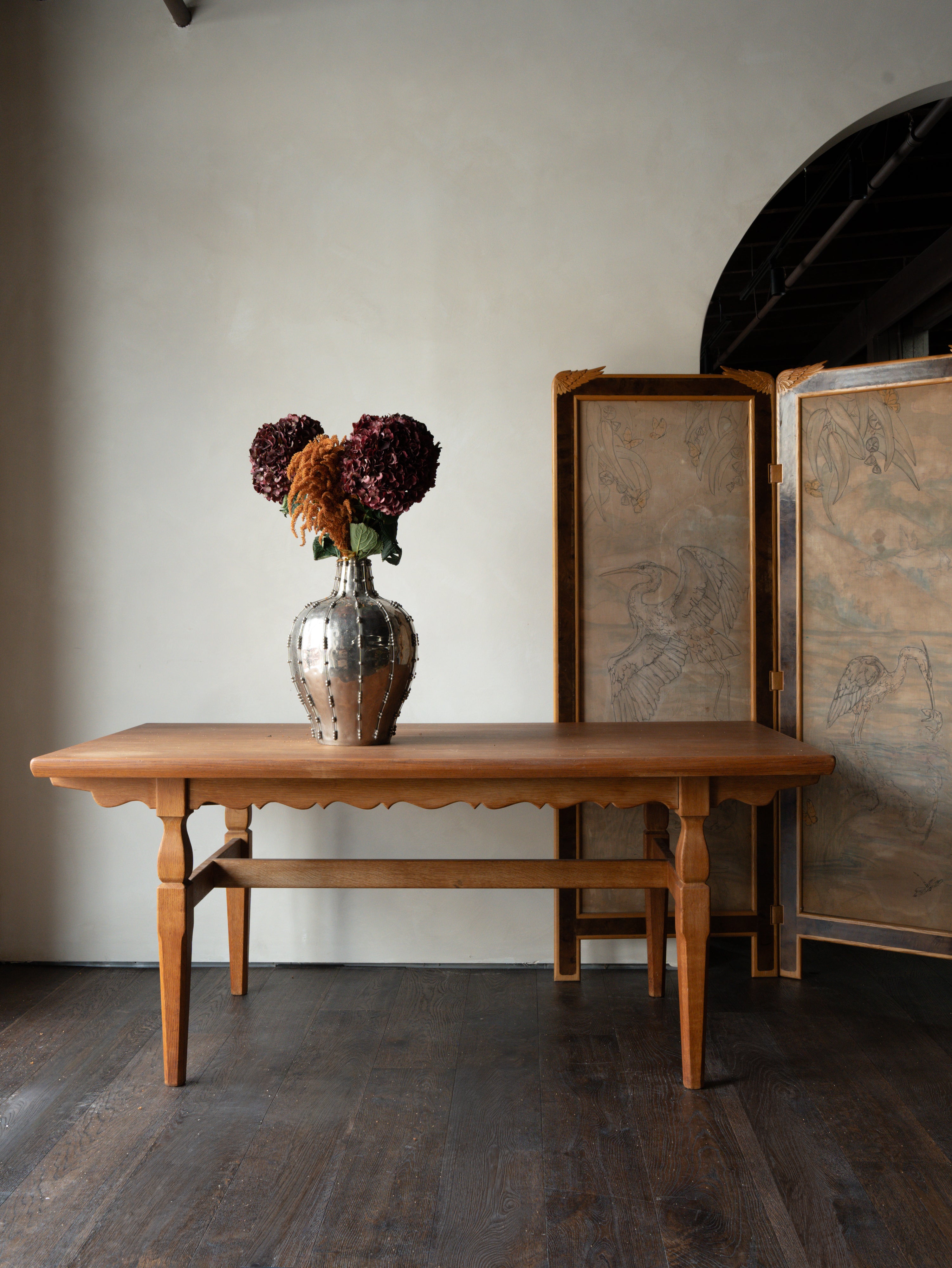 Extendable Oak Dining Table in the style of Henning Kjaernulf