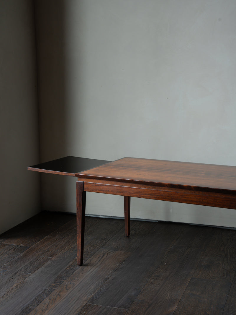 Extendable Rosewood Coffee Table in the style of Ole Wanscher