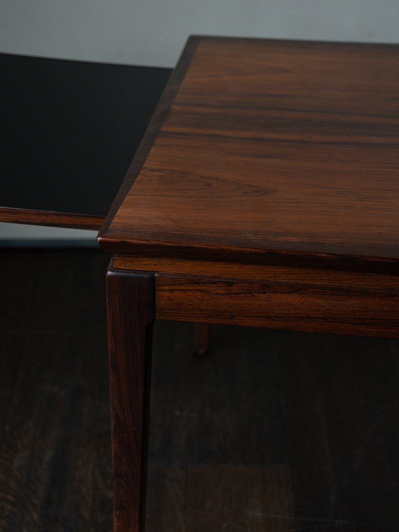 Extendable Rosewood Coffee Table in the style of Ole Wanscher