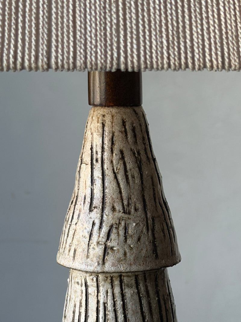 Mid-Century Textured Ceramic and Walnut Table Lamp