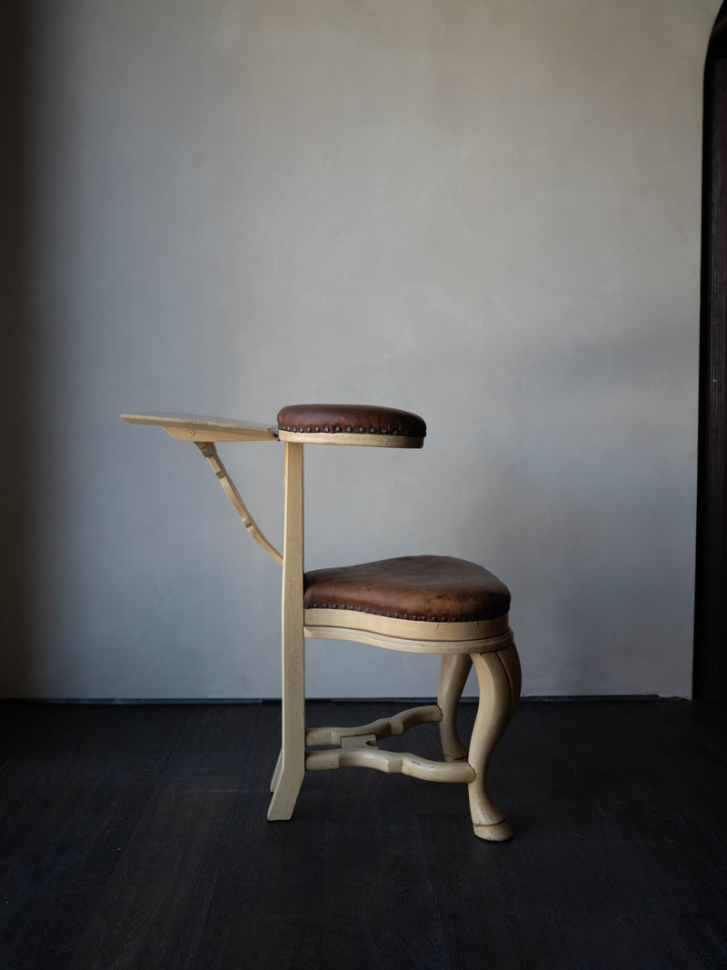 Oak and Leather Cockfighting Chair